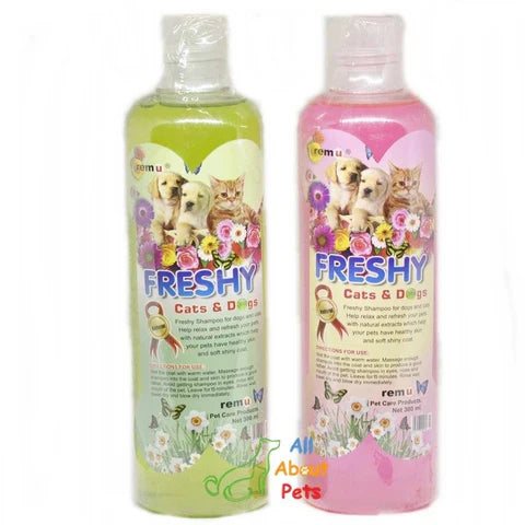 Remu Freshy Shampoo For Cats & Dogs 320ML